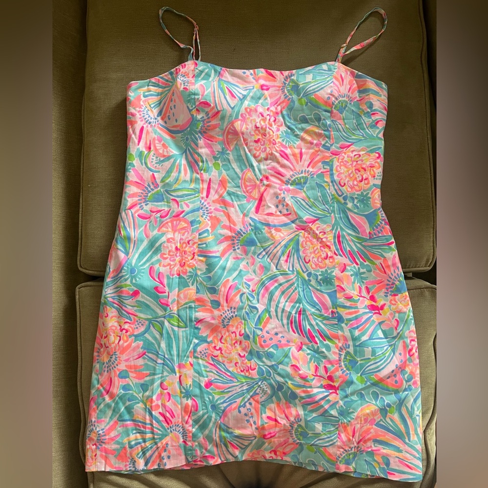 Colorful LillyPulitzer dress with built in shorts!!